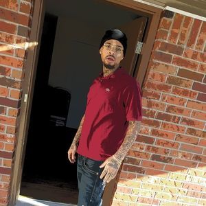 Meet your Posher, Leon